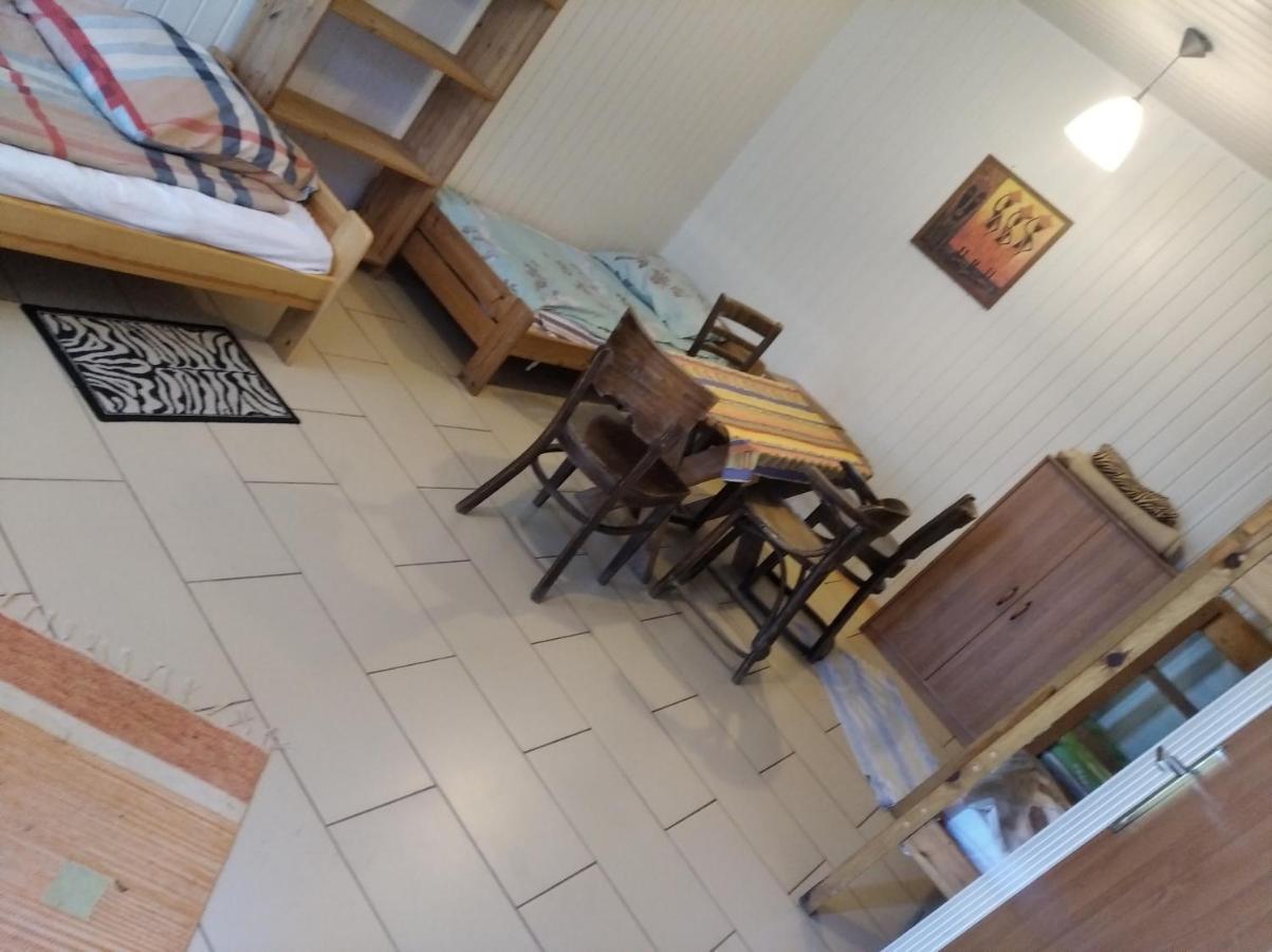 Domki Pod Lasem Plonsk Ngoại thất bức ảnh